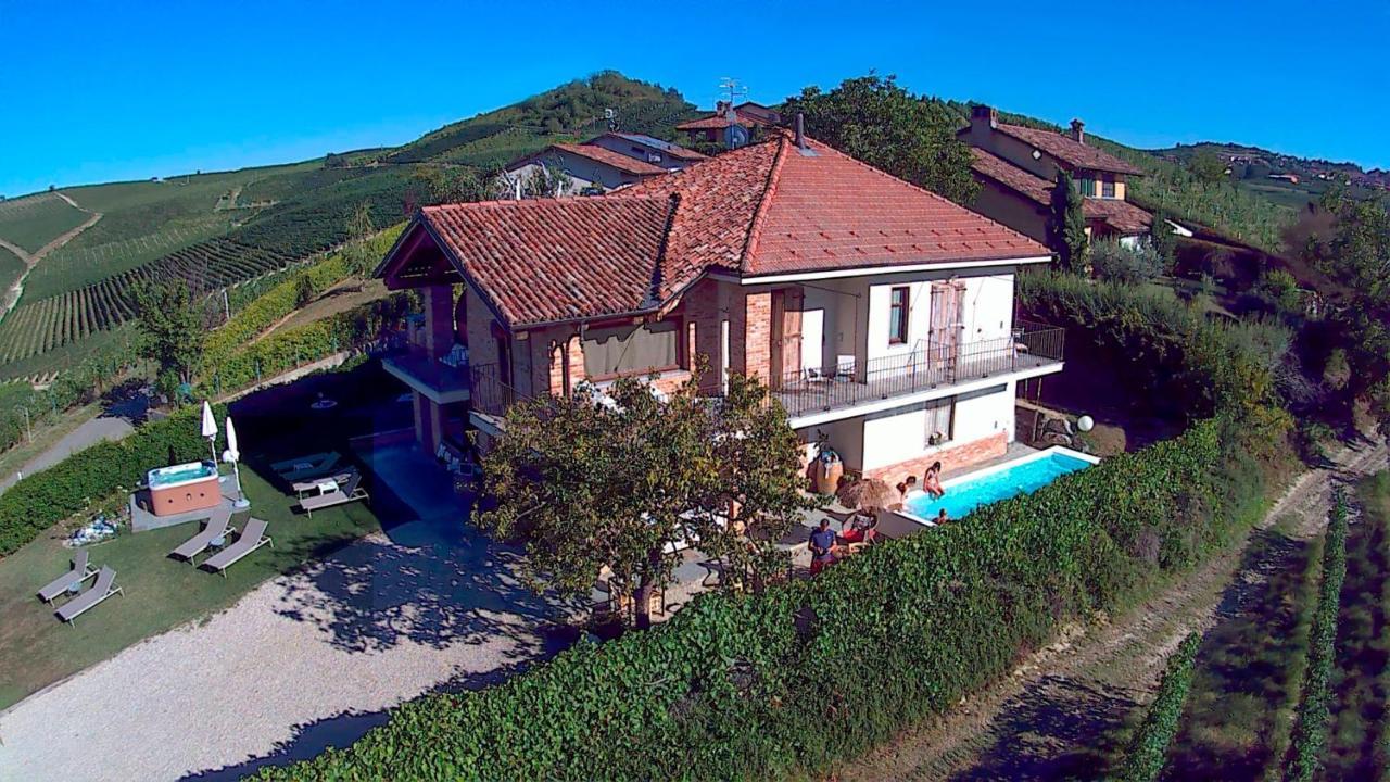 Villa Laura Castellinaldo Eksteriør bilde